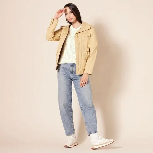 Elegant Cream Long-Sleeve Women's Cotton Cable Knit Sweater - Regular Fit